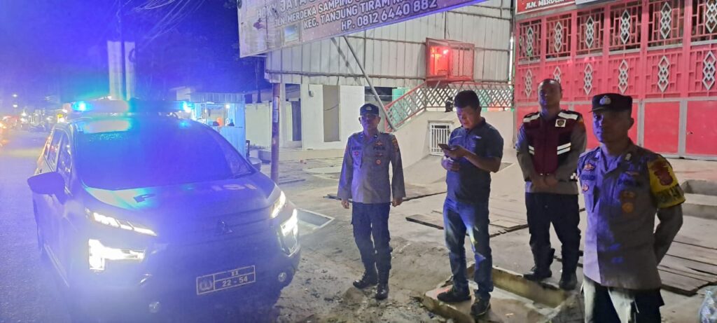 Polsek Labuhan Ruku Patroli Malam Antisipasi Gangguan Kamtibmas.