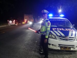 Polantas Polres Batu Bara Patroli Blue Light di Rawan Macet & Laka.