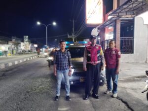 Polisi Patroli Rutin di Jalan Merdeka Tanjung Tiram.