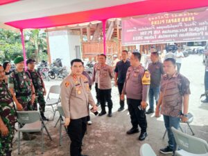 Kapolres Batu Bara Pantau Rekapitulasi Suara Pilkada 2024 di Air Putih