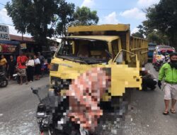 *VIRAL! Laka Maut, Pengendara NMax Tewas Dijepit Truk di Pematang Siantar*