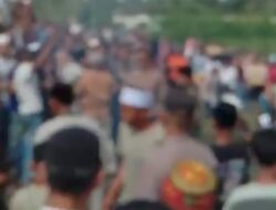 Warga Batu Bara Stop Keretapi