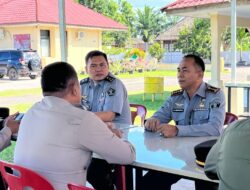 Kalapas & Kapolsek Labuhan Ruku Diskusi Santai Terkait Àspek Keamanan Lingkungan.