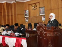 Semua Fraksi DPRD Batu Bara Menyatakan Menerima Dan Menyetujui Kedua Ranperda Menjadi Perda.