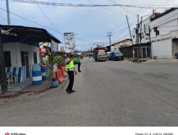 *Satlantas Polres Batu Bara Pengaturan Lalin di Jalinsum Sei Bejangkar – Indrapura*