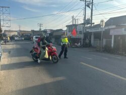 Implementasi Program Kapolri Sat Lantas Polres Batu Bara Patroli Kibas Bendera.